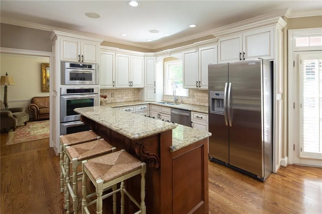 120 Chelveston Place, Sandy Springs, Georgia 30350, 5 Bedrooms Bedrooms, ,4 BathroomsBathrooms,Residential,Sold,120 Chelveston Place,6897782