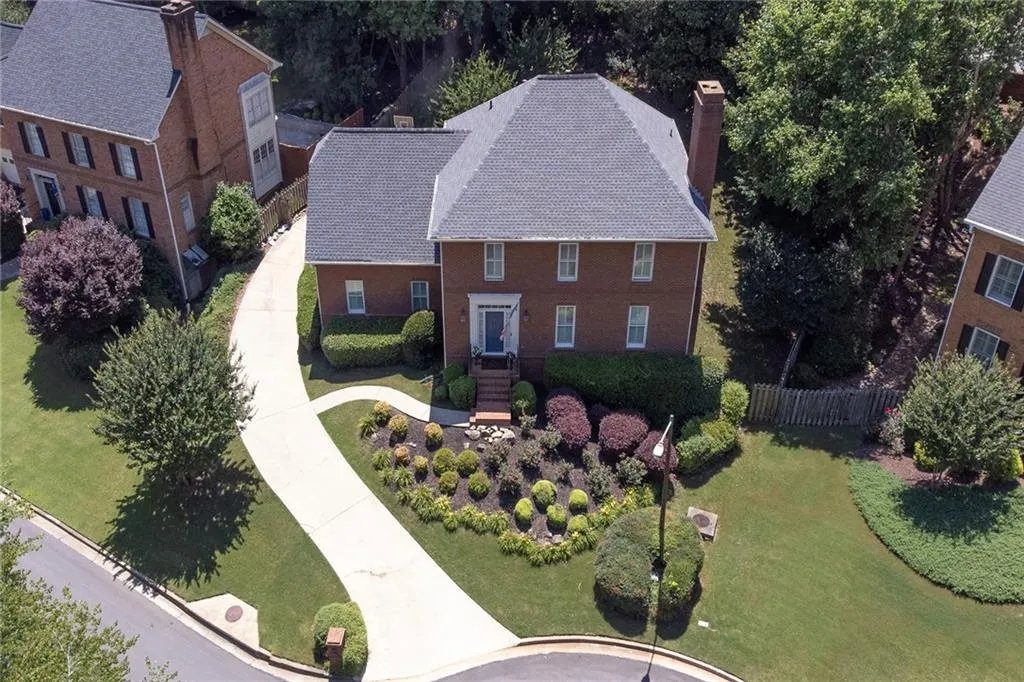 120 Chelveston Place, Sandy Springs, Georgia 30350, 5 Bedrooms Bedrooms, ,4 BathroomsBathrooms,Residential,Sold,120 Chelveston Place,6897782