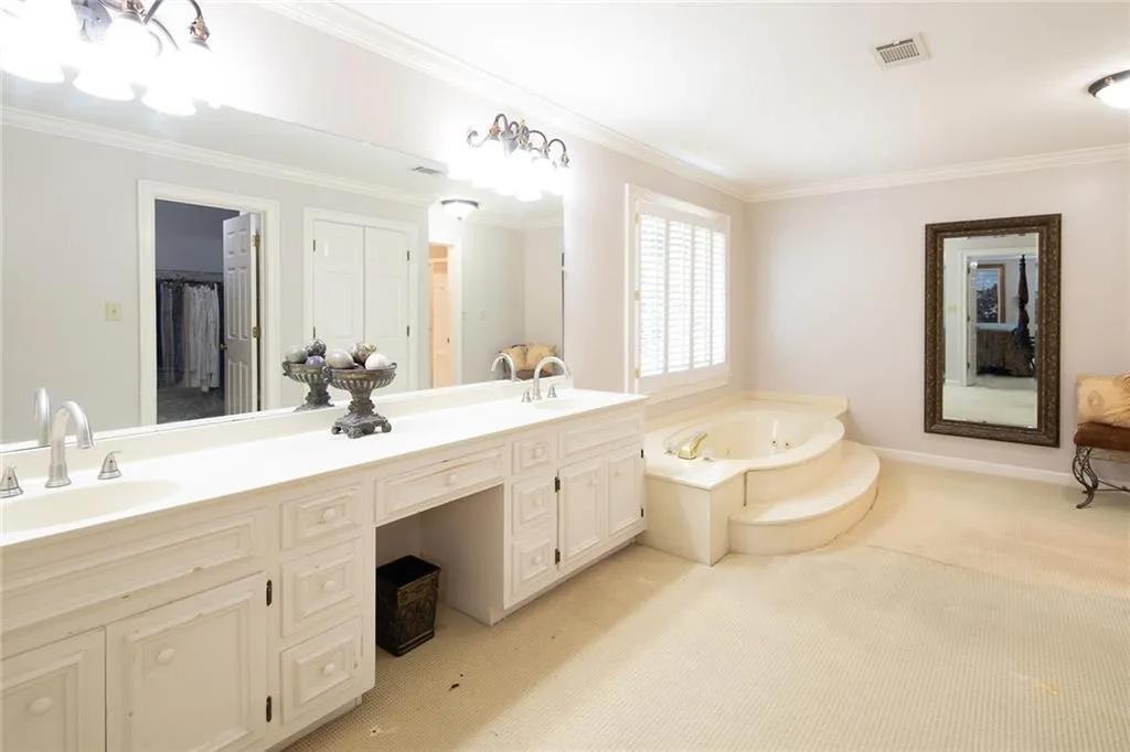 120 Chelveston Place, Sandy Springs, Georgia 30350, 5 Bedrooms Bedrooms, ,4 BathroomsBathrooms,Residential,Sold,120 Chelveston Place,6897782