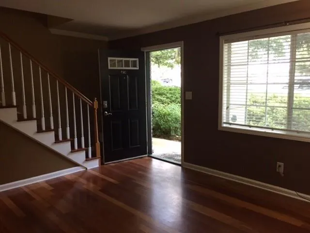 6940 Roswell Road Unit 3c, Atlanta, Georgia 30328, 3 Bedrooms Bedrooms, ,1 BathroomBathrooms,Residential,Sold,6940 Roswell Road Unit 3c,5899580