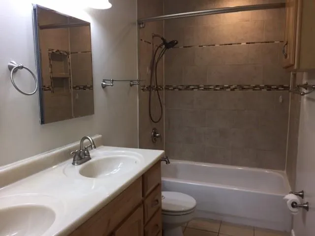 6940 Roswell Road Unit 3c, Atlanta, Georgia 30328, 3 Bedrooms Bedrooms, ,1 BathroomBathrooms,Residential,Sold,6940 Roswell Road Unit 3c,5899580