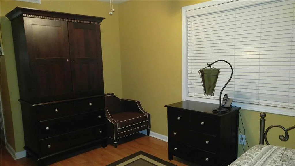 6940 Roswell Road Unit 3c, Atlanta, Georgia 30328, 3 Bedrooms Bedrooms, ,1 BathroomBathrooms,Residential,Sold,6940 Roswell Road Unit 3c,5899580