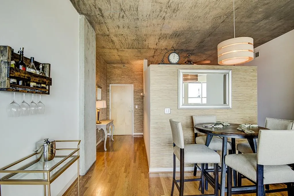 250 Pharr Road Ne Unit 1214, Atlanta, Georgia 30305, 1 Bedroom Bedrooms, ,1 BathroomBathrooms,Residential,Sold,250 Pharr Road Ne Unit 1214,5751352