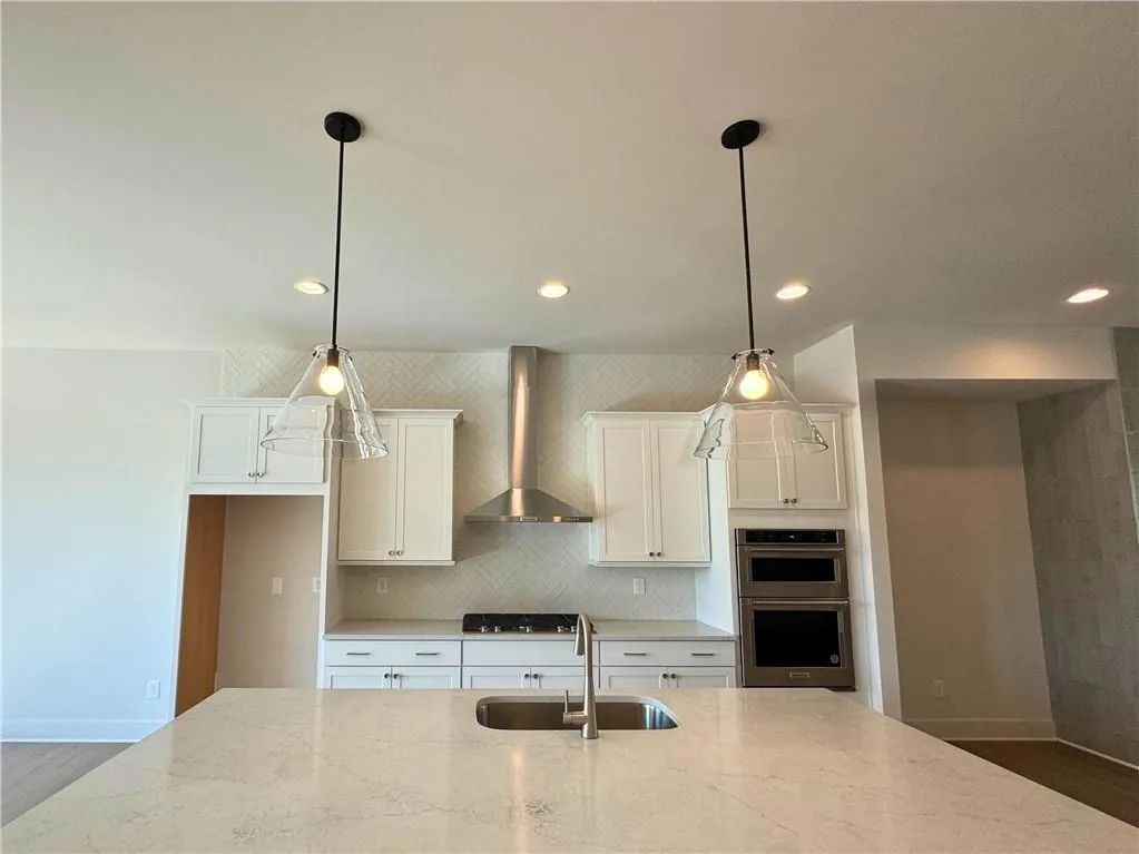 1055 Dryden Lane Unit 10, Atlanta, Georgia 30319, 3 Bedrooms Bedrooms, ,3 BathroomsBathrooms,Residential,For Sale,1055 Dryden Lane Unit 10,7523190