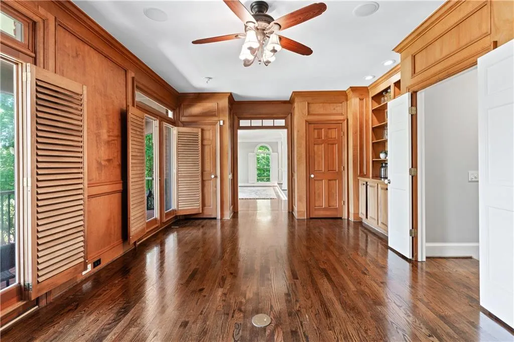 Doors with access to porch