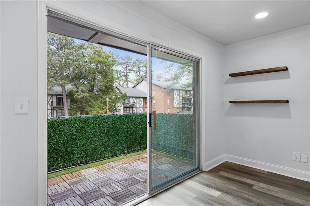 6851 Roswell Road Unit N10, Atlanta, Georgia 30328, 1 Bedroom Bedrooms, ,1 BathroomBathrooms,Residential,For Sale,6851 Roswell Road Unit N10,7749290