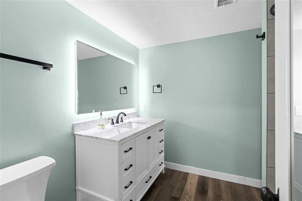 6851 Roswell Road Unit N10, Atlanta, Georgia 30328, 1 Bedroom Bedrooms, ,1 BathroomBathrooms,Residential,For Sale,6851 Roswell Road Unit N10,7749290