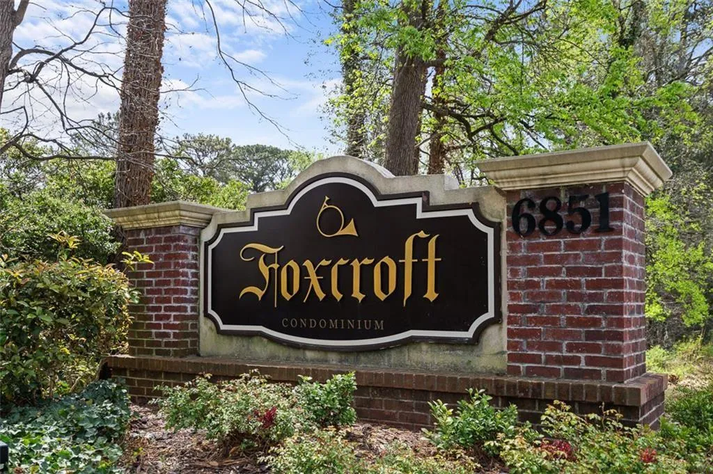6851 Roswell Road Unit N10, Atlanta, Georgia 30328, 1 Bedroom Bedrooms, ,1 BathroomBathrooms,Residential,For Sale,6851 Roswell Road Unit N10,7749290