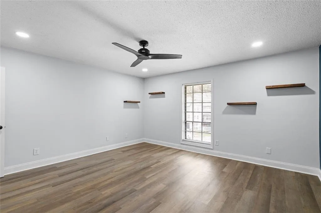 6851 Roswell Road Unit N10, Atlanta, Georgia 30328, 1 Bedroom Bedrooms, ,1 BathroomBathrooms,Residential,For Sale,6851 Roswell Road Unit N10,7749290