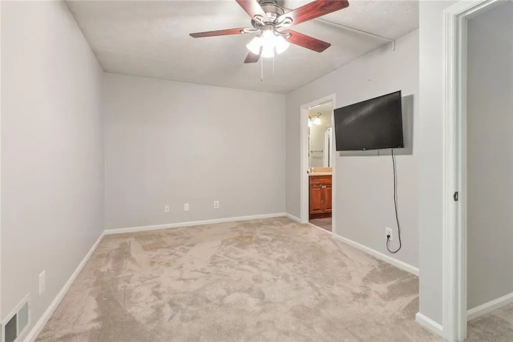 5420 Chemin De Vie, Atlanta, Georgia 30342, 2 Bedrooms Bedrooms, ,2 BathroomsBathrooms,Residential,Sold,5420 Chemin De Vie,6903197