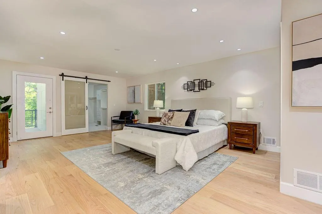 250 Bruton Way, Atlanta, Georgia 30342, 7 Bedrooms Bedrooms, ,4 BathroomsBathrooms,Residential,For Sale,250 Bruton Way,7754642