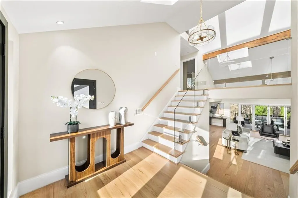 250 Bruton Way, Atlanta, Georgia 30342, 7 Bedrooms Bedrooms, ,4 BathroomsBathrooms,Residential,For Sale,250 Bruton Way,7754642