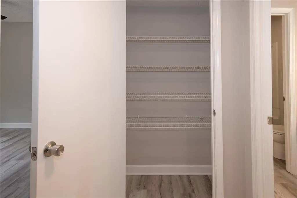 2003 Wingate Way, Sandy Springs, Georgia 30350, 1 Bedroom Bedrooms, ,1 BathroomBathrooms,Residential,Sold,2003 Wingate Way,7074861