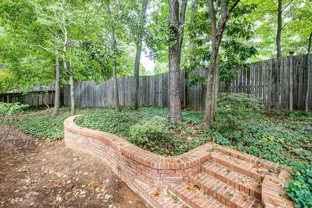 630 Glenridge Close Drive Ne, Sandy Springs, Georgia 30328, 4 Bedrooms Bedrooms, ,2 BathroomsBathrooms,Residential,Sold,630 Glenridge Close Drive Ne,5604334