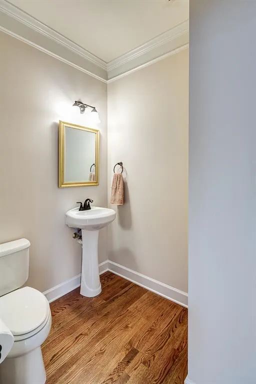 630 Glenridge Close Drive Ne, Sandy Springs, Georgia 30328, 4 Bedrooms Bedrooms, ,2 BathroomsBathrooms,Residential,Sold,630 Glenridge Close Drive Ne,5604334