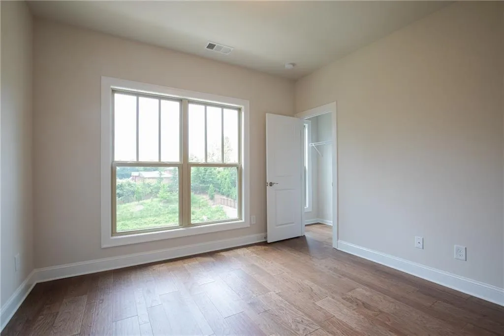 4207 Deming Circle, Atlanta, Georgia 30342, 2 Bedrooms Bedrooms, ,2 BathroomsBathrooms,Residential,Sold,4207 Deming Circle,6536256