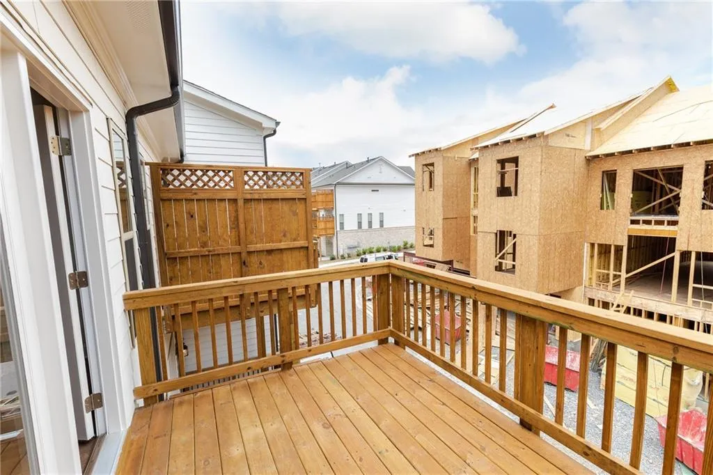 4207 Deming Circle, Atlanta, Georgia 30342, 2 Bedrooms Bedrooms, ,2 BathroomsBathrooms,Residential,Sold,4207 Deming Circle,6536256