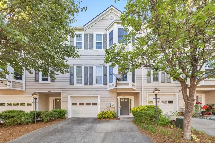 2057 Pinnacle Pointe Drive, Norcross, Georgia 30071