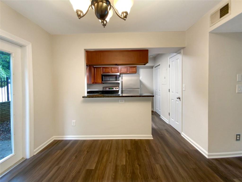 6940 ROSWELL Road Unit 16A, Atlanta, Georgia 30328, 2 Bedrooms Bedrooms, ,1 BathroomBathrooms,Residential,Sold,6940 ROSWELL Road Unit 16A,7309217