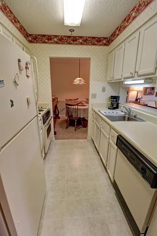 300 Johnson Ferry Road Ne Unit B215, Atlanta, Georgia 30328, 2 Bedrooms Bedrooms, ,2 BathroomsBathrooms,Residential,Sold,300 Johnson Ferry Road Ne Unit B215,6044942 300 Johnson Ferry Road Ne Unit B215, Atlanta, Georgia 30328, 2 Bedrooms Bedrooms, ,2 BathroomsBathrooms,Residential,Sold,300 Johnson Ferry Road Ne Unit B215,6044942