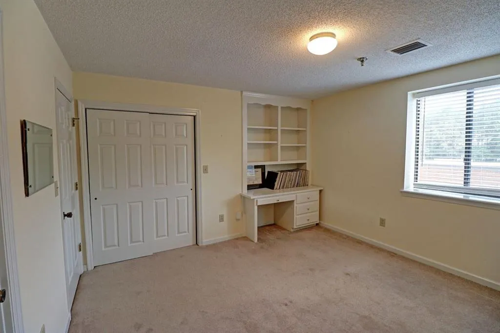 300 Johnson Ferry Road Ne Unit B215, Atlanta, Georgia 30328, 2 Bedrooms Bedrooms, ,2 BathroomsBathrooms,Residential,Sold,300 Johnson Ferry Road Ne Unit B215,6044942 300 Johnson Ferry Road Ne Unit B215, Atlanta, Georgia 30328, 2 Bedrooms Bedrooms, ,2 BathroomsBathrooms,Residential,Sold,300 Johnson Ferry Road Ne Unit B215,6044942