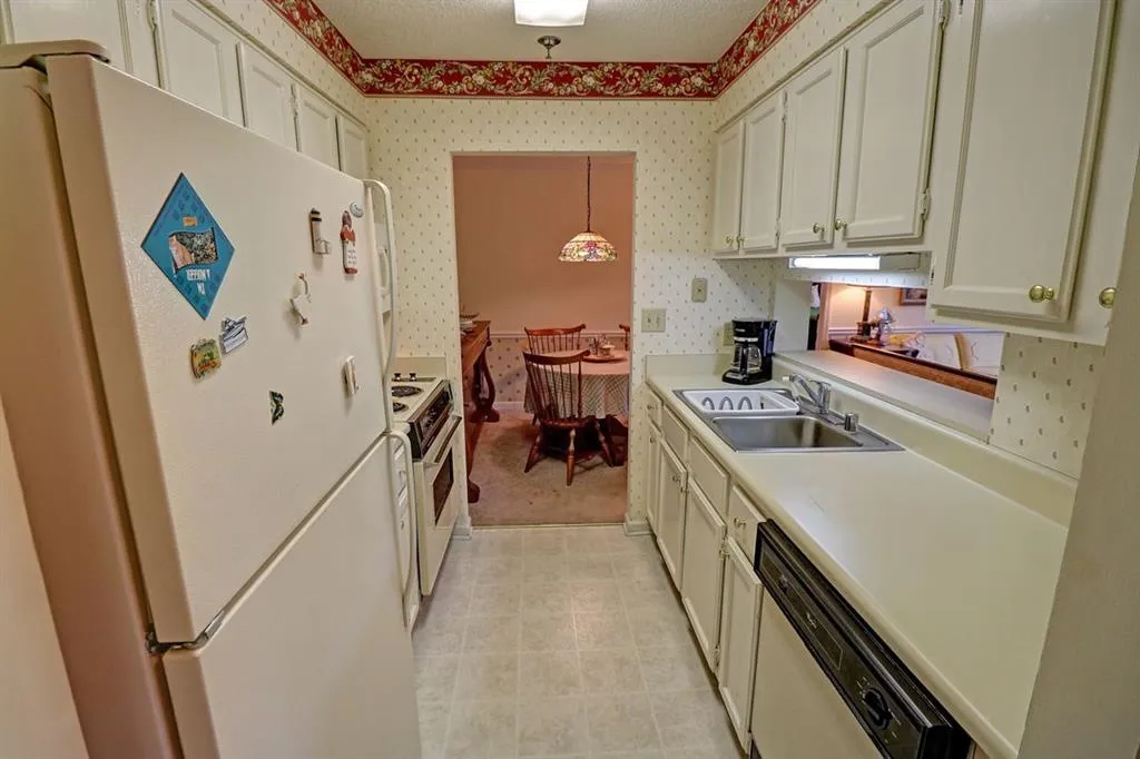 300 Johnson Ferry Road Ne Unit B215, Atlanta, Georgia 30328, 2 Bedrooms Bedrooms, ,2 BathroomsBathrooms,Residential,Sold,300 Johnson Ferry Road Ne Unit B215,6044942 300 Johnson Ferry Road Ne Unit B215, Atlanta, Georgia 30328, 2 Bedrooms Bedrooms, ,2 BathroomsBathrooms,Residential,Sold,300 Johnson Ferry Road Ne Unit B215,6044942