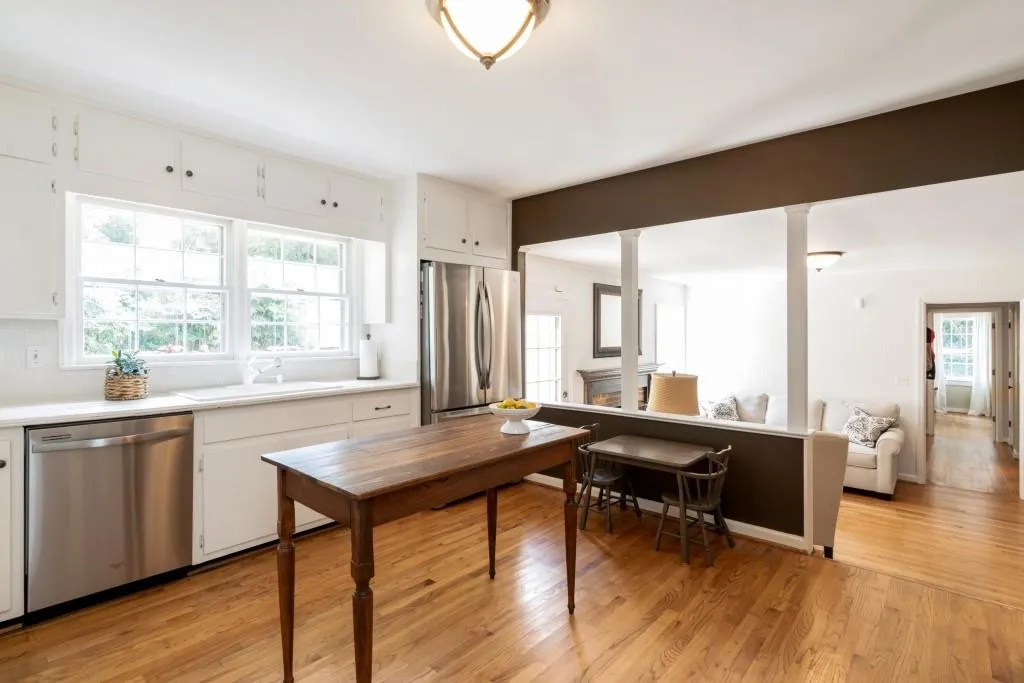 6696 Ridge Mill Lane, Sandy Springs, Georgia 30328, 5 Bedrooms Bedrooms, ,3 BathroomsBathrooms,Residential,Sold,6696 Ridge Mill Lane,6075663