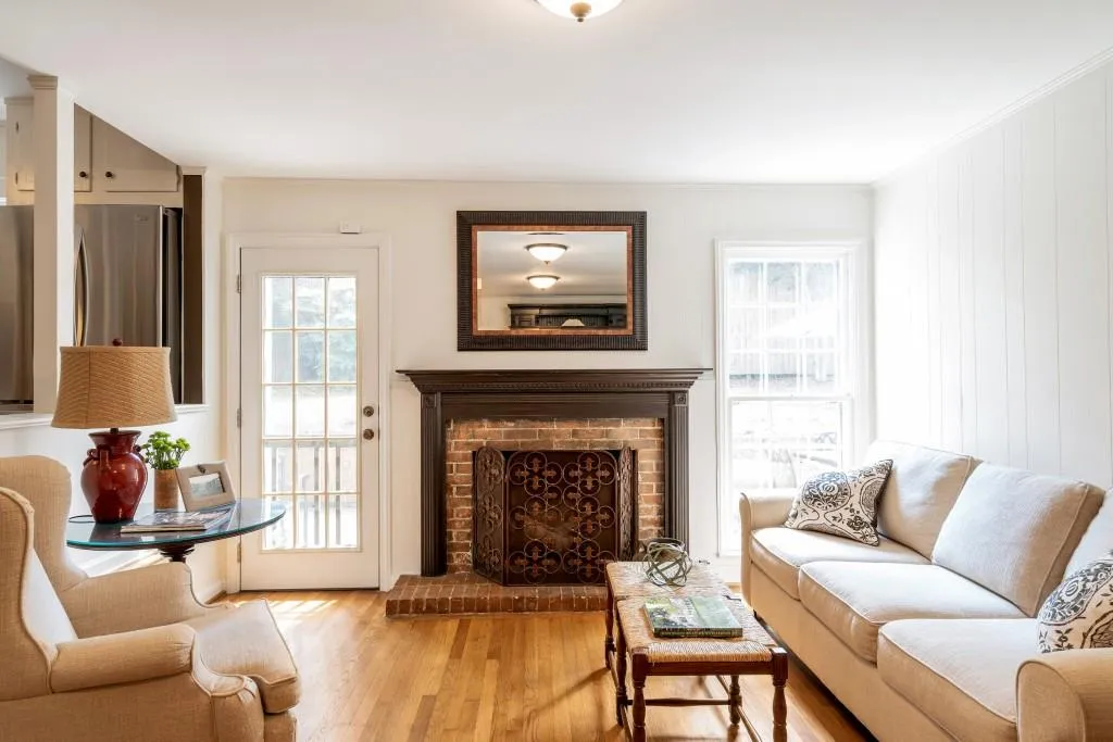 6696 Ridge Mill Lane, Sandy Springs, Georgia 30328, 5 Bedrooms Bedrooms, ,3 BathroomsBathrooms,Residential,Sold,6696 Ridge Mill Lane,6075663