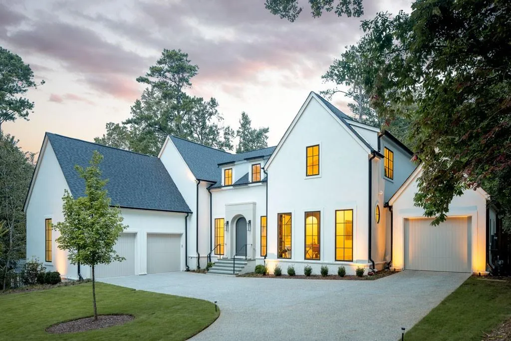 6905 Castleton Drive, Atlanta, Georgia 30328, 4 Bedrooms Bedrooms, ,4 BathroomsBathrooms,Residential,For Sale,6905 Castleton Drive,7639529