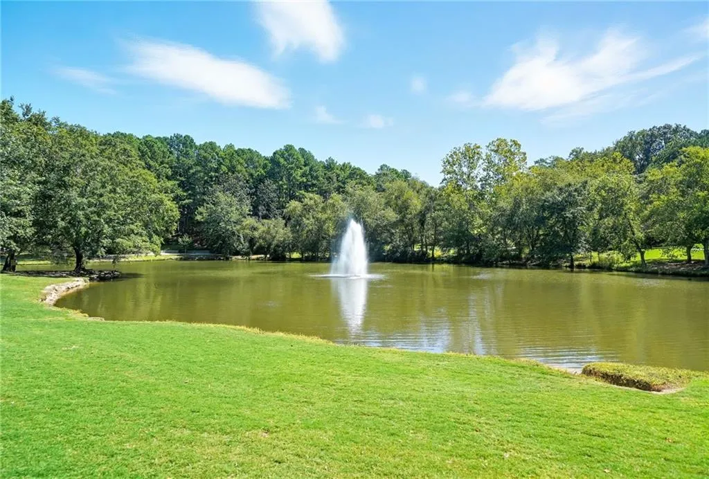 1154 Fairway Gardens Ne, Brookhaven, Georgia 30319, 4 Bedrooms Bedrooms, ,4 BathroomsBathrooms,Residential,For Sale,1154 Fairway Gardens Ne,7646115