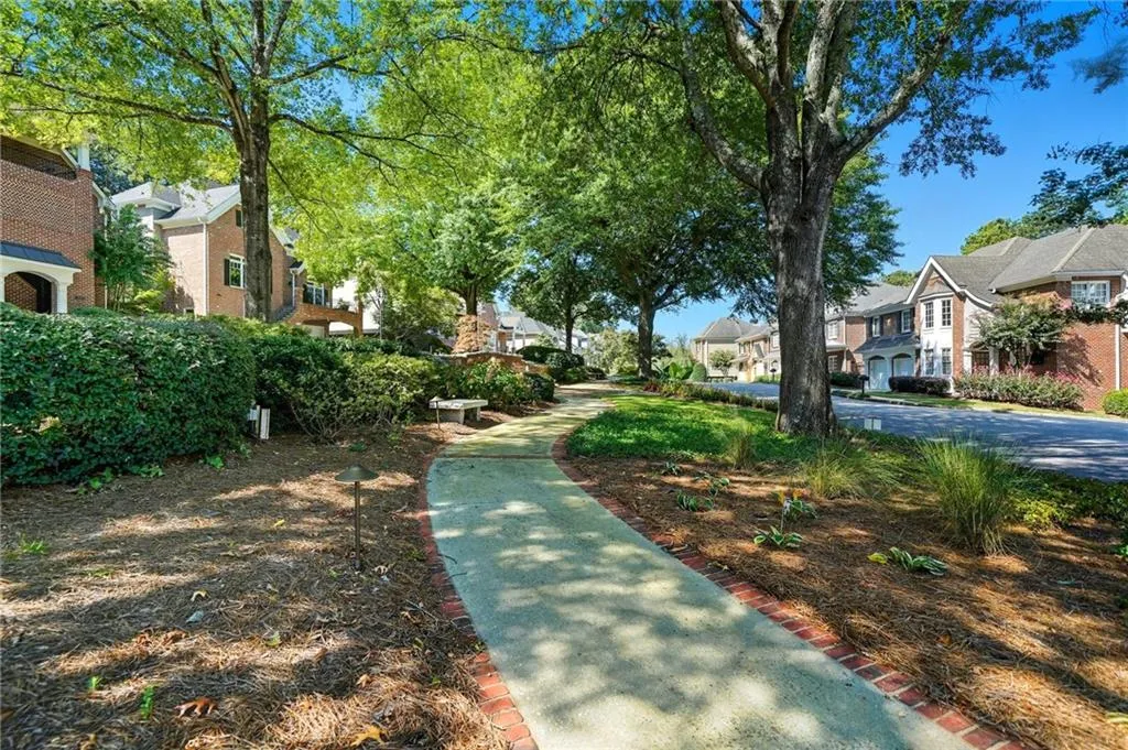 1154 Fairway Gardens Ne, Brookhaven, Georgia 30319, 4 Bedrooms Bedrooms, ,4 BathroomsBathrooms,Residential,For Sale,1154 Fairway Gardens Ne,7646115