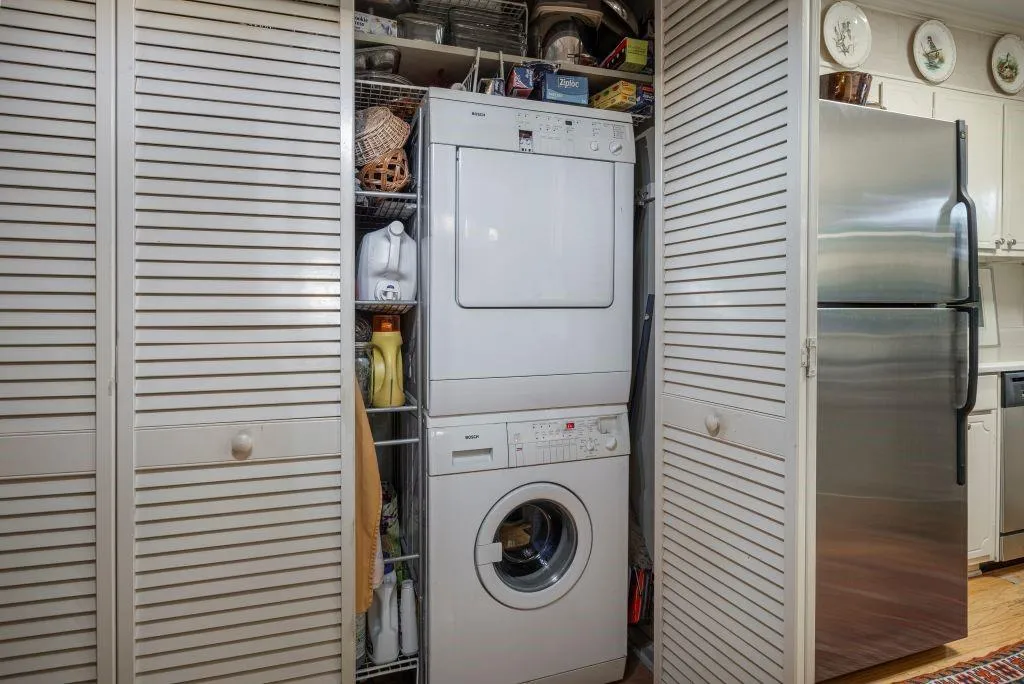 5 Cantey Place Nw, Atlanta, Georgia 30327, 3 Bedrooms Bedrooms, ,2 BathroomsBathrooms,Residential,For Sale,5 Cantey Place Nw,7631657