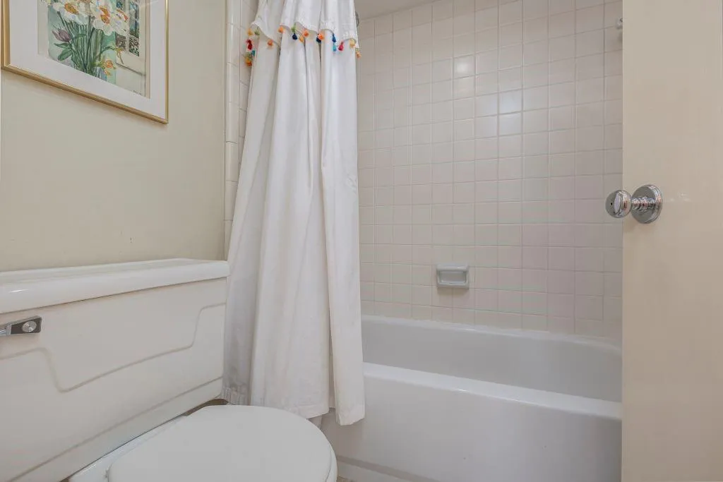 5 Cantey Place Nw, Atlanta, Georgia 30327, 3 Bedrooms Bedrooms, ,2 BathroomsBathrooms,Residential,For Sale,5 Cantey Place Nw,7631657