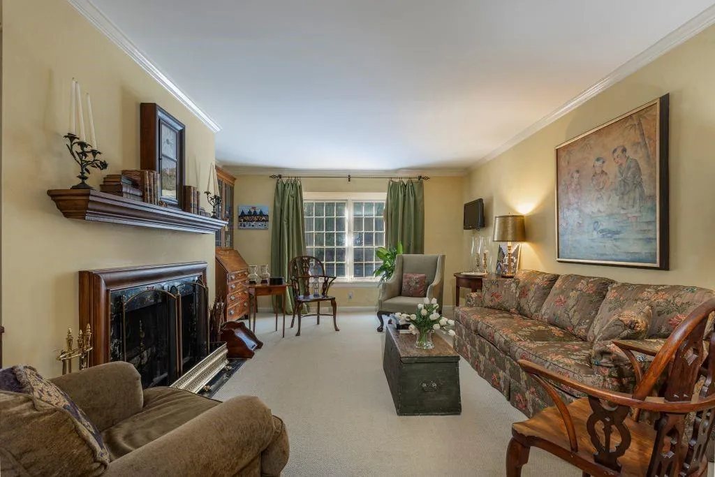 5 Cantey Place Nw, Atlanta, Georgia 30327, 3 Bedrooms Bedrooms, ,2 BathroomsBathrooms,Residential,For Sale,5 Cantey Place Nw,7631657