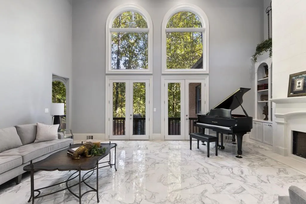 315 Sologne Court, Atlanta, Georgia 30327, 5 Bedrooms Bedrooms, ,5 BathroomsBathrooms,Residential,Sold,315 Sologne Court,6963742