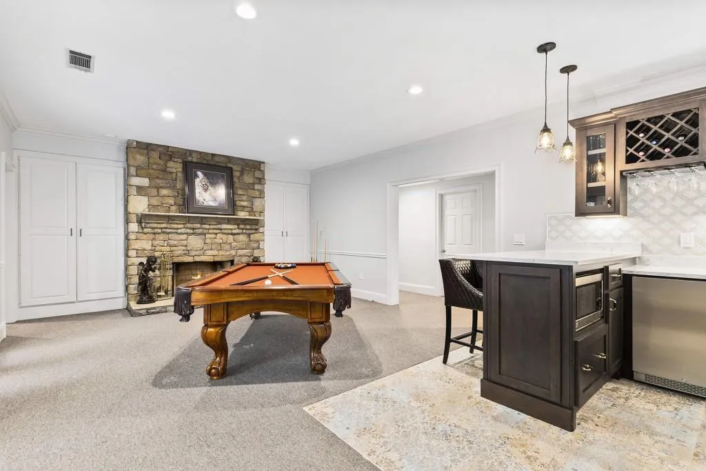 315 Sologne Court, Atlanta, Georgia 30327, 5 Bedrooms Bedrooms, ,5 BathroomsBathrooms,Residential,Sold,315 Sologne Court,6963742