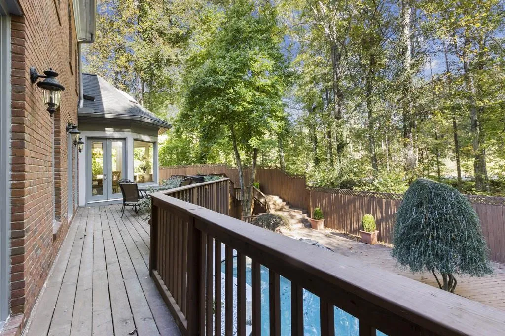 315 Sologne Court, Atlanta, Georgia 30327, 5 Bedrooms Bedrooms, ,5 BathroomsBathrooms,Residential,Sold,315 Sologne Court,6963742