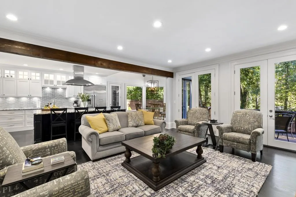 315 Sologne Court, Atlanta, Georgia 30327, 5 Bedrooms Bedrooms, ,5 BathroomsBathrooms,Residential,Sold,315 Sologne Court,6963742