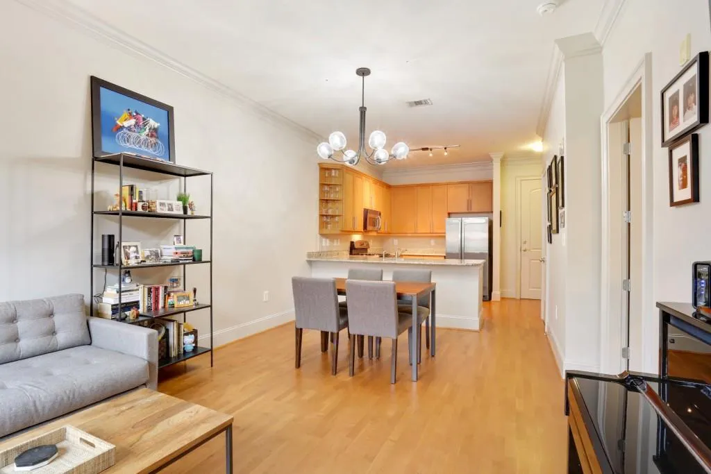 1055 Piedmont Avenue Ne Unit 313, Atlanta, Georgia 30309, 1 Bedroom Bedrooms, ,1 BathroomBathrooms,Residential,Sold,1055 Piedmont Avenue Ne Unit 313,6116925