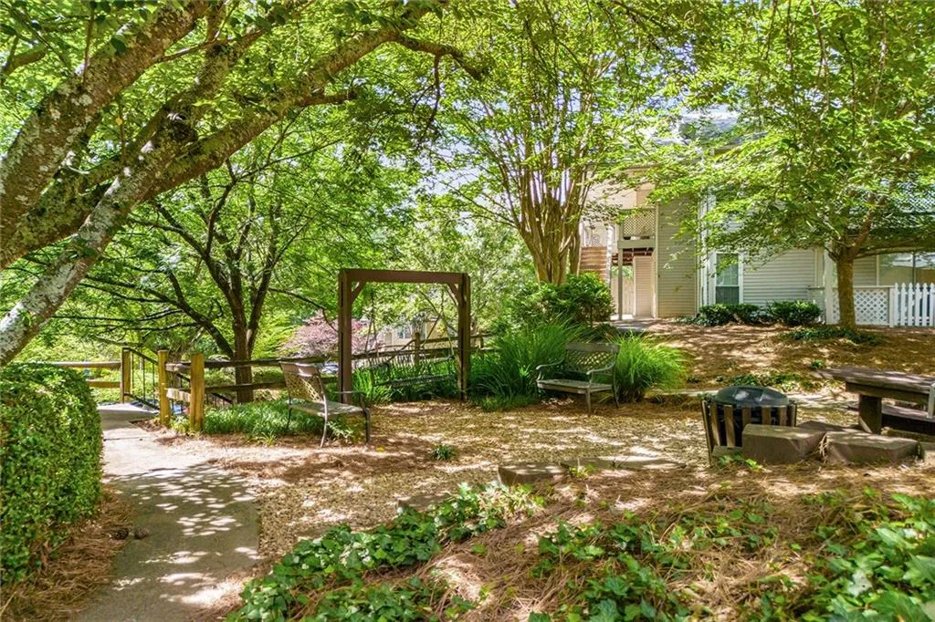 6800 Glenridge Drive Unit 6814-b, Sandy Springs, Georgia 30328, 2 Bedrooms Bedrooms, ,2 BathroomsBathrooms,Residential,Sold,6800 Glenridge Drive Unit 6814-b,7397049