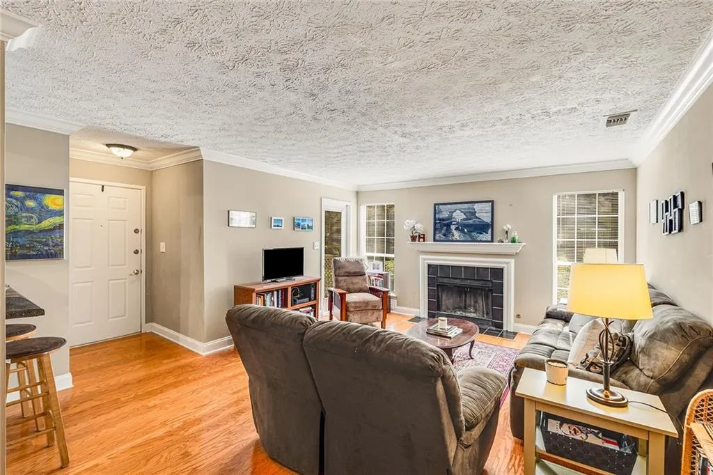 6800 Glenridge Drive Unit 6814-b, Sandy Springs, Georgia 30328, 2 Bedrooms Bedrooms, ,2 BathroomsBathrooms,Residential,Sold,6800 Glenridge Drive Unit 6814-b,7397049