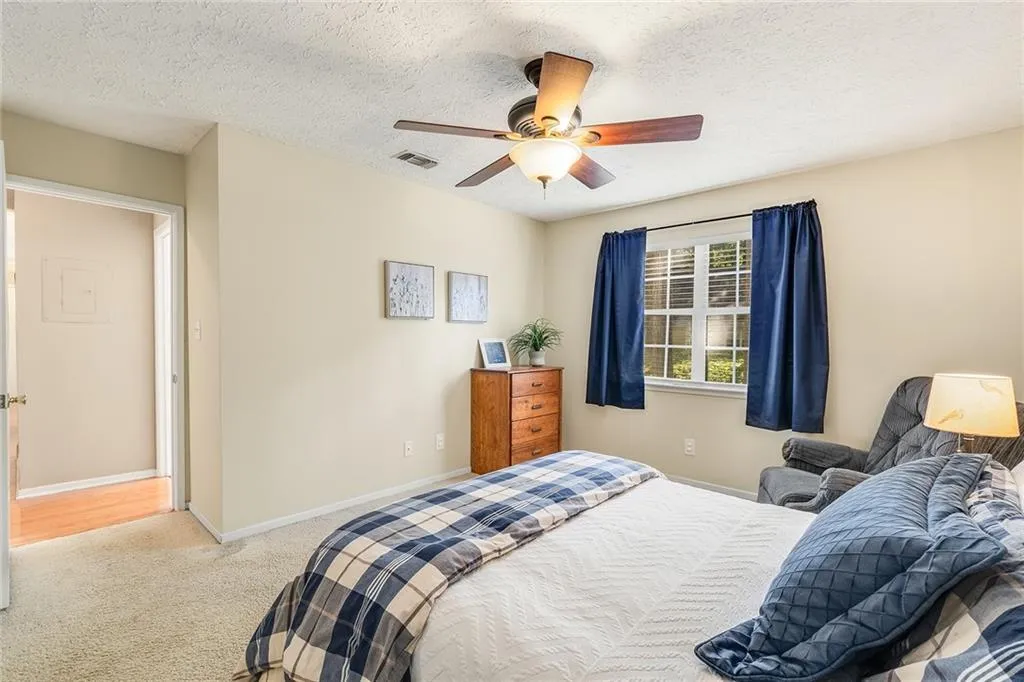 6800 Glenridge Drive Unit 6814-b, Sandy Springs, Georgia 30328, 2 Bedrooms Bedrooms, ,2 BathroomsBathrooms,Residential,Sold,6800 Glenridge Drive Unit 6814-b,7397049