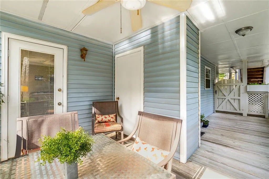 6800 Glenridge Drive Unit 6814-b, Sandy Springs, Georgia 30328, 2 Bedrooms Bedrooms, ,2 BathroomsBathrooms,Residential,Sold,6800 Glenridge Drive Unit 6814-b,7397049