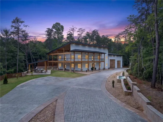 300 Mountain Ridge Drive, Dahlonega, Georgia 30533