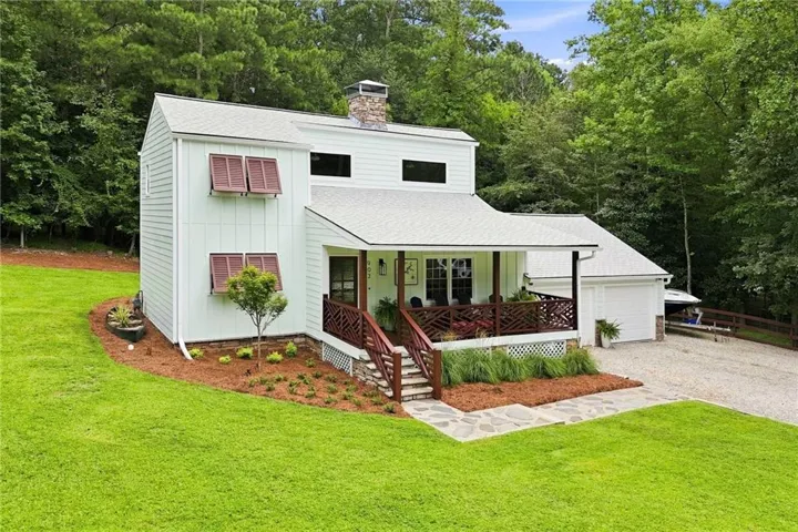 Front of house showing yard