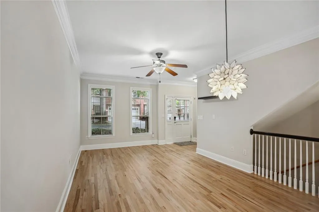1159 Glenridge Place, Atlanta, Georgia 30342, 1 Bedroom Bedrooms, ,1 BathroomBathrooms,Residential,Sold,1159 Glenridge Place,7101838