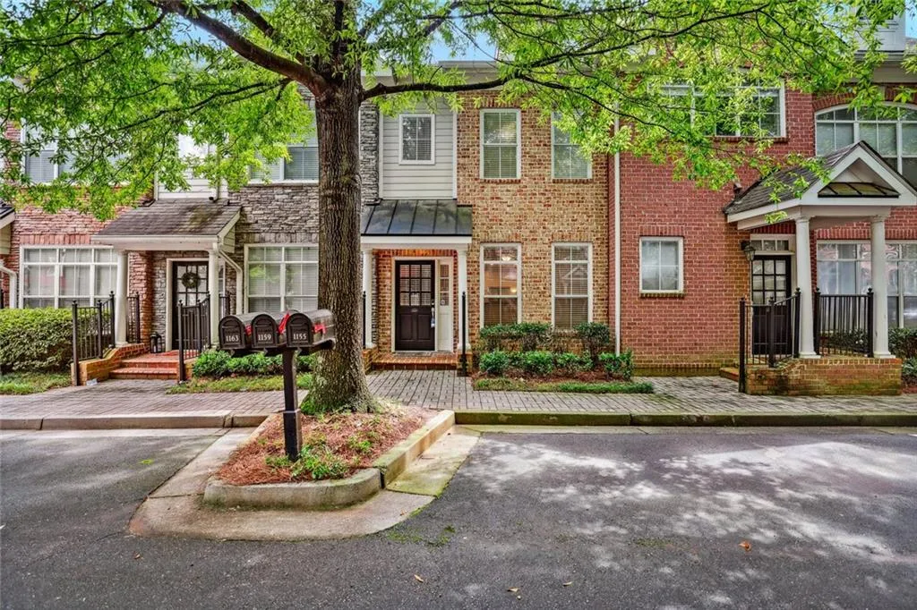 1159 Glenridge Place, Atlanta, Georgia 30342, 1 Bedroom Bedrooms, ,1 BathroomBathrooms,Residential,Sold,1159 Glenridge Place,7101838 1159 Glenridge Place, Atlanta, Georgia 30342, 1 Bedroom Bedrooms, ,1 BathroomBathrooms,Residential,Sold,1159 Glenridge Place,7101838
