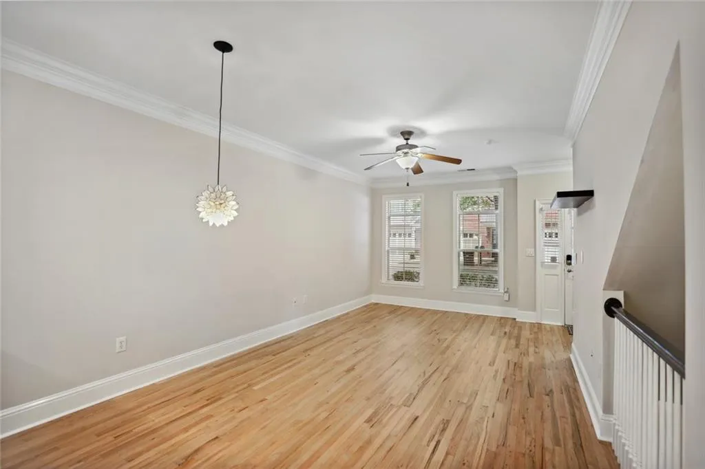 1159 Glenridge Place, Atlanta, Georgia 30342, 1 Bedroom Bedrooms, ,1 BathroomBathrooms,Residential,Sold,1159 Glenridge Place,7101838