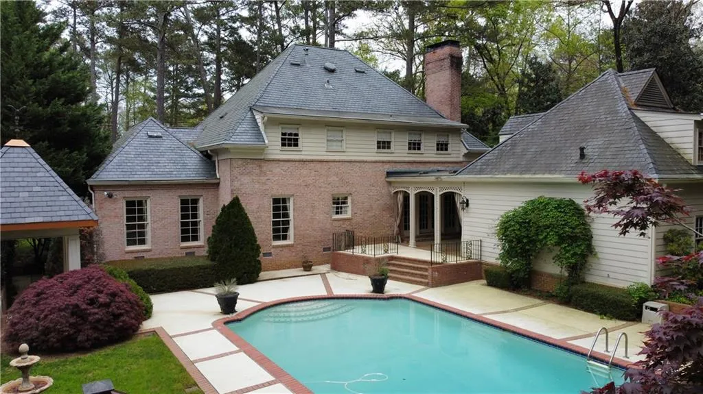 6250 Riverside Drive, Sandy Springs, Georgia 30328, 6 Bedrooms Bedrooms, ,4 BathroomsBathrooms,Residential,Sold,6250 Riverside Drive,6866026