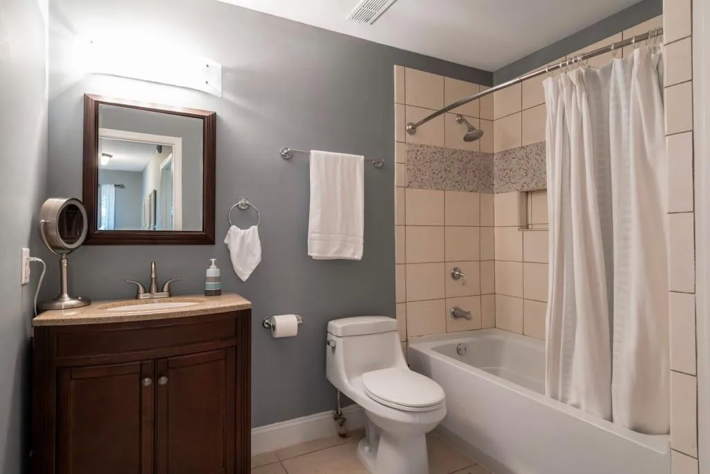 2302 Santa Fe Parkway, Sandy Springs, Georgia 30350, 1 Bedroom Bedrooms, ,1 BathroomBathrooms,Residential,Sold,2302 Santa Fe Parkway,6567268
